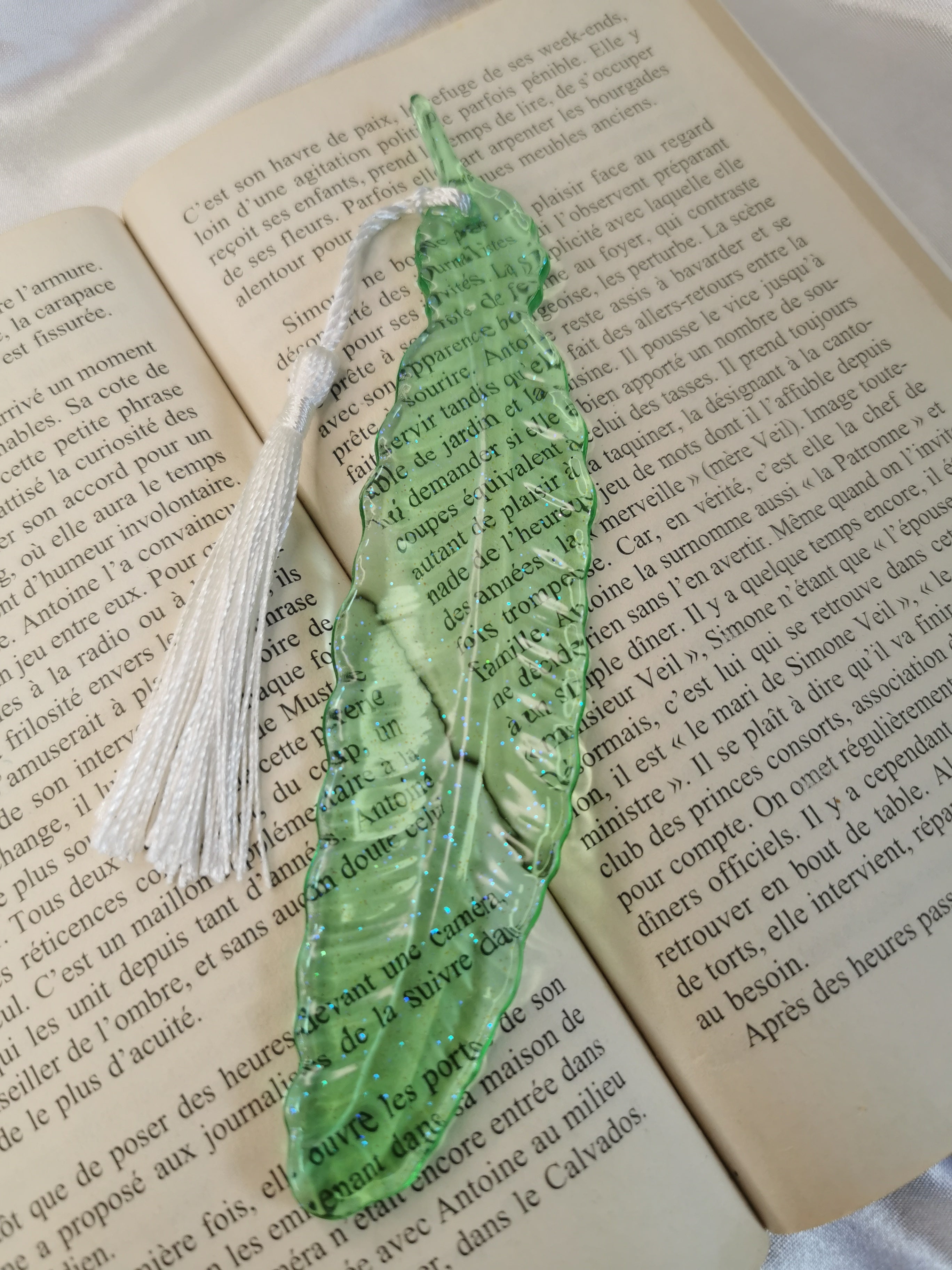 Marque pages Plume verte