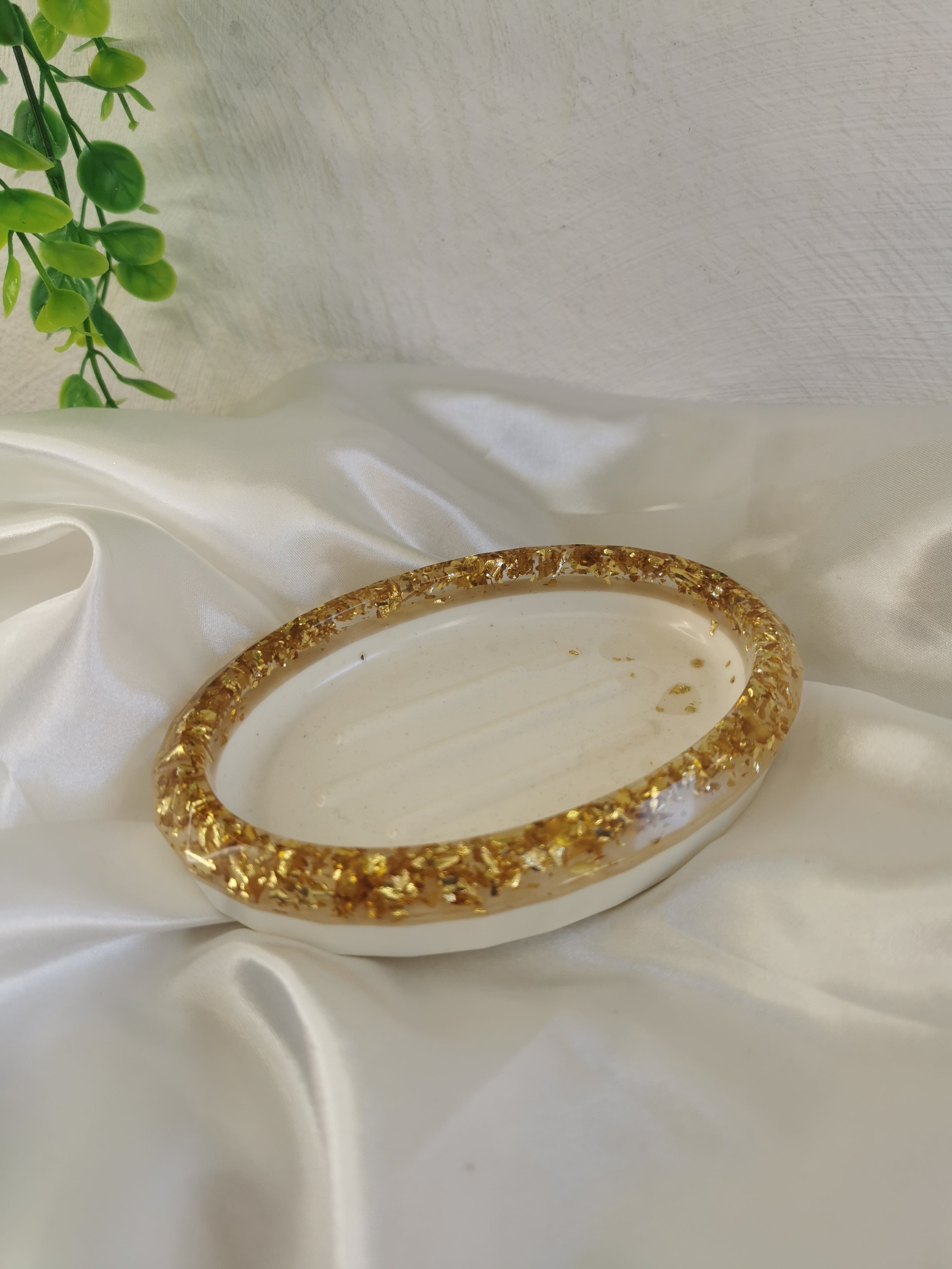 Porte savon blanc et Or
