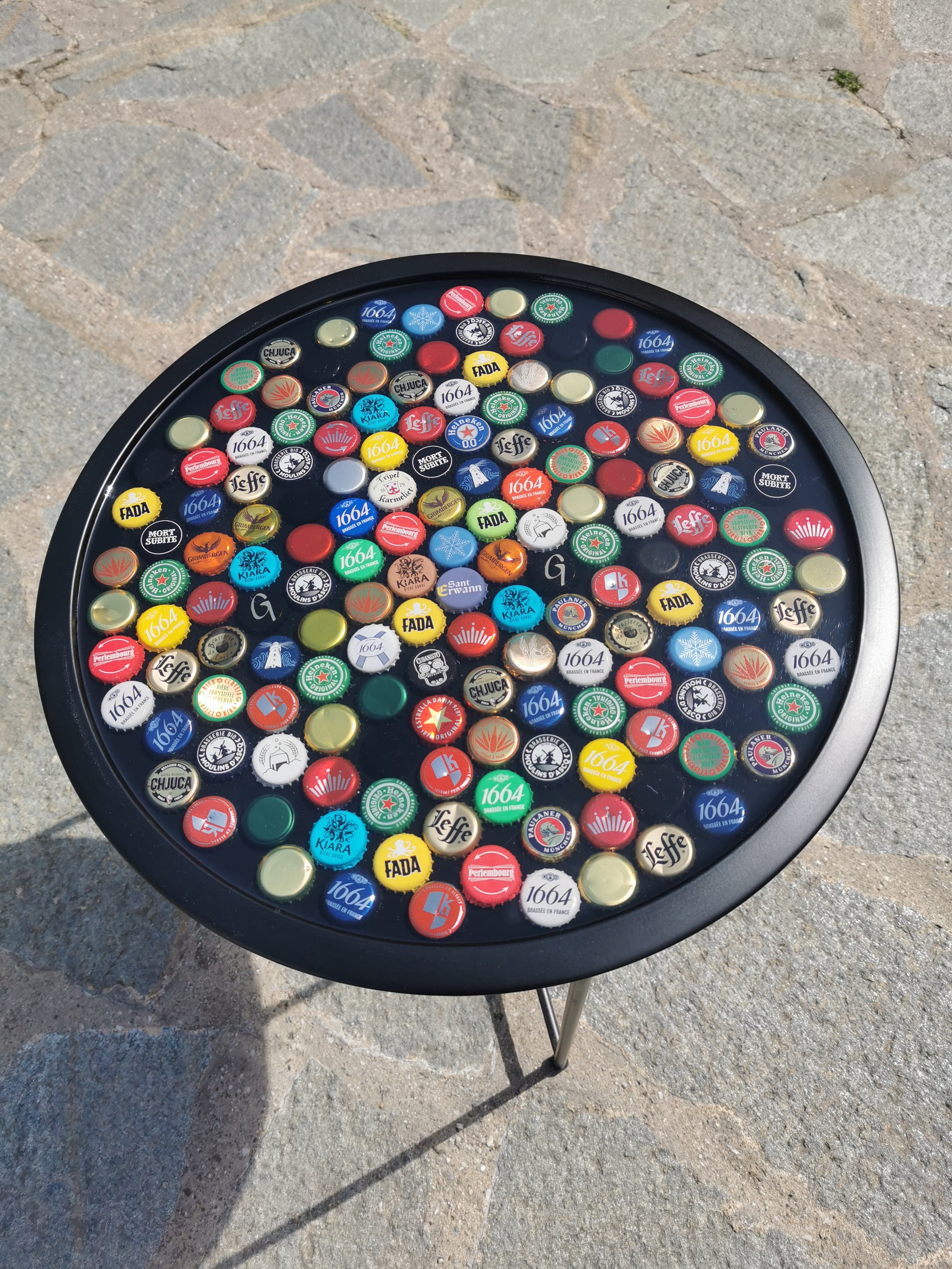 Table basse capsules