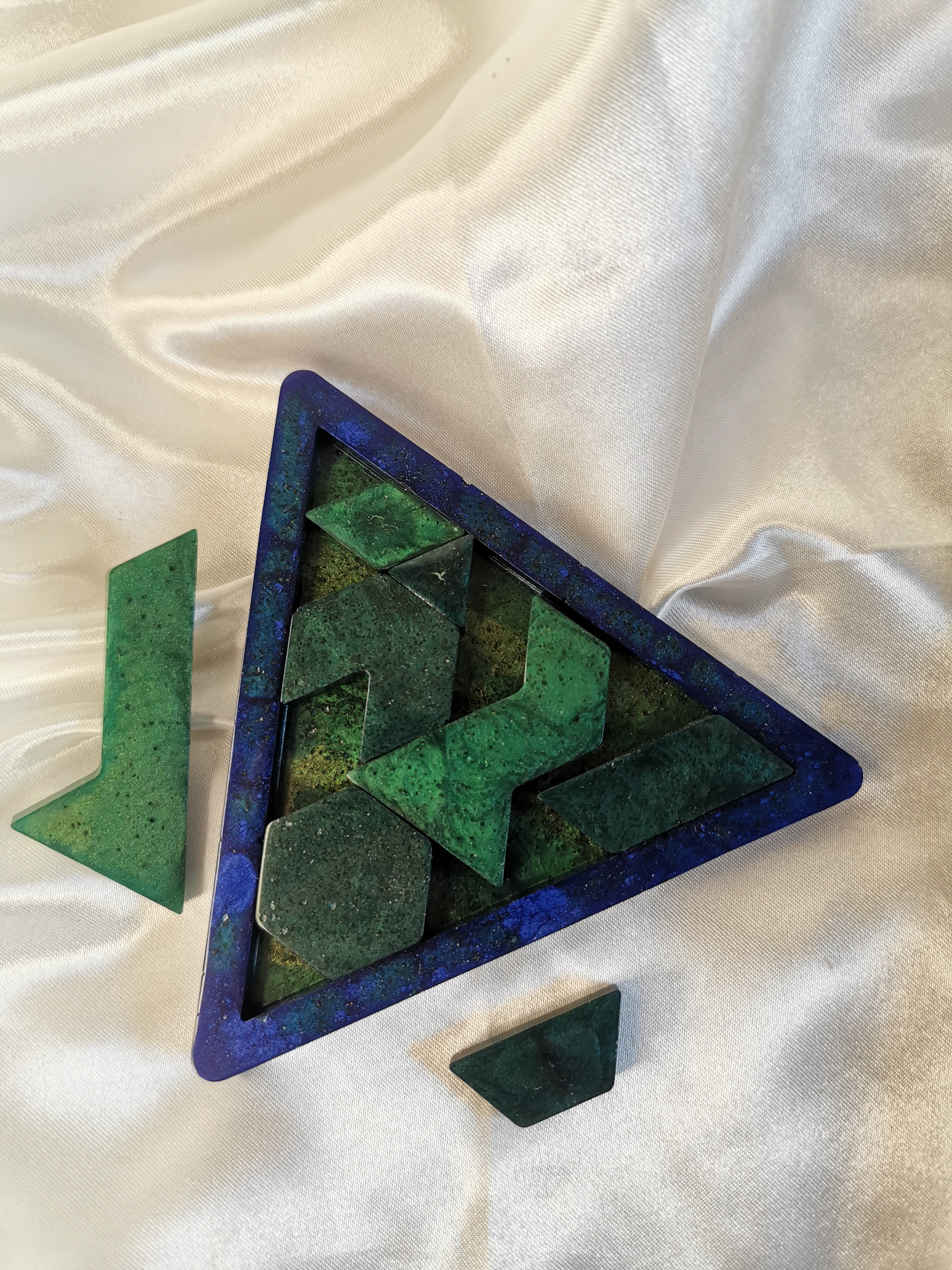 Puzzle triangle vert et bleu