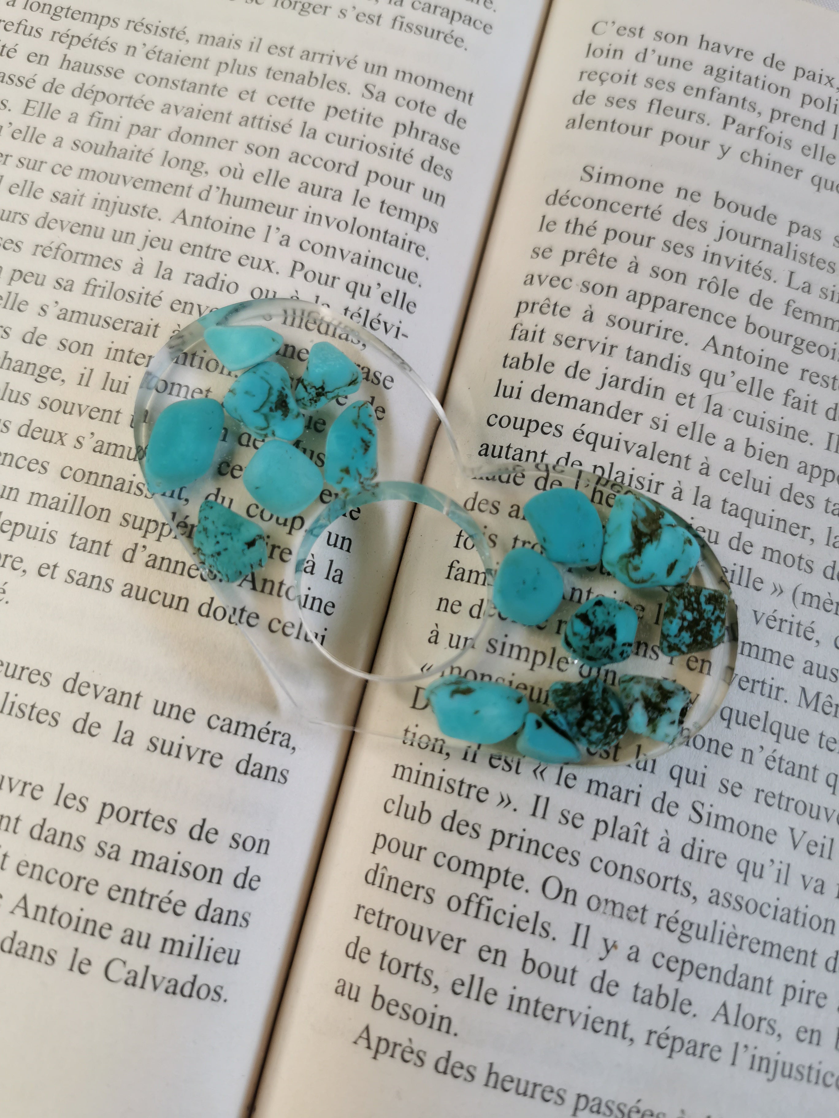 Bague de lecture forme cœur avec pierres de Turquoise