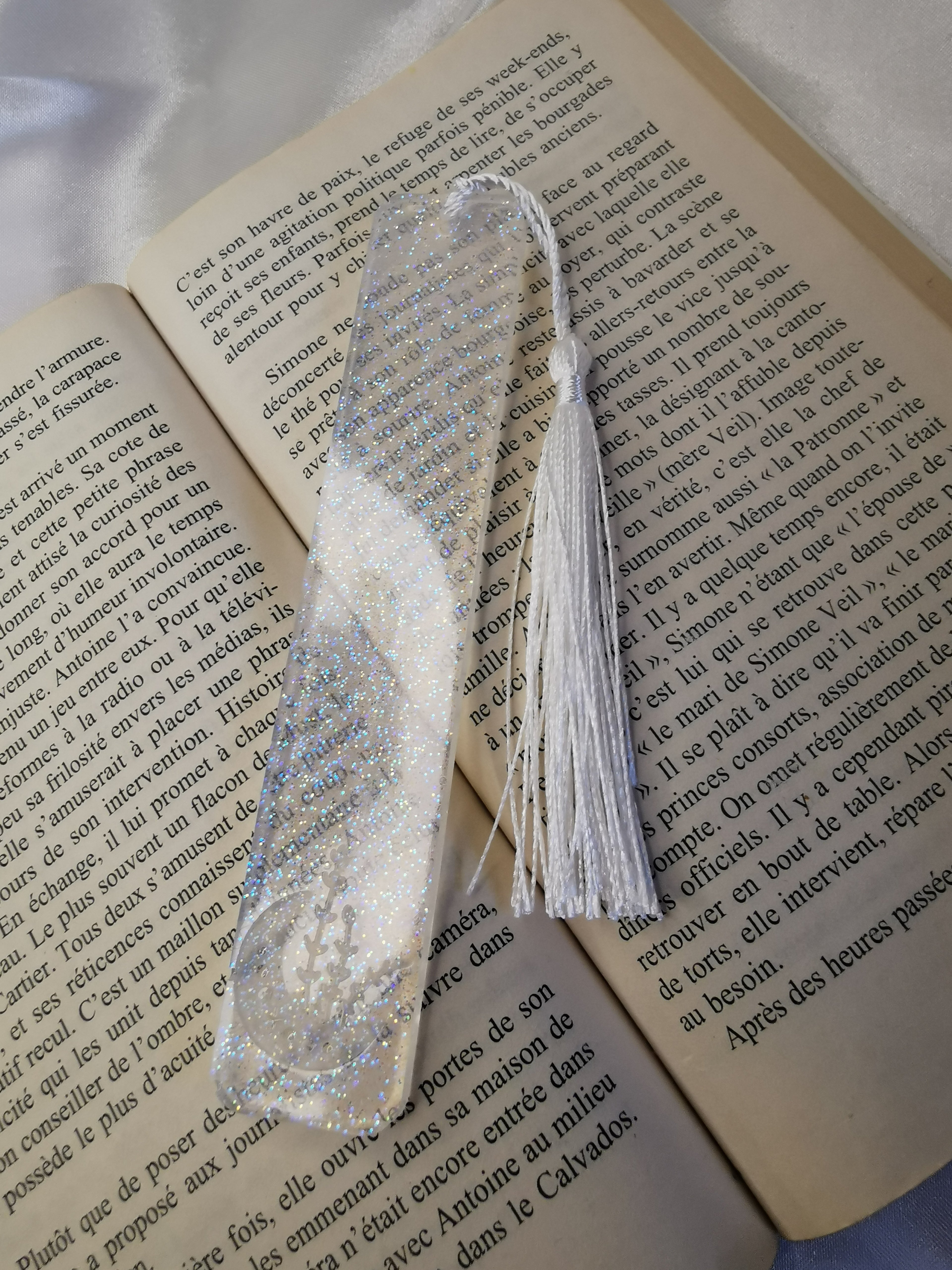 Marque pages irisé lune fleurie