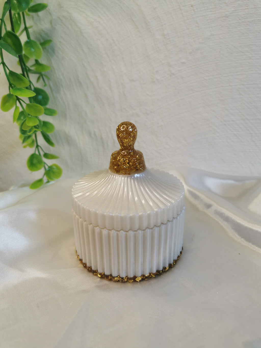 Boîte blanc et Or