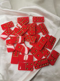Dominos rouge et or