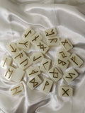 Runes Phosphorescentes blanc et or