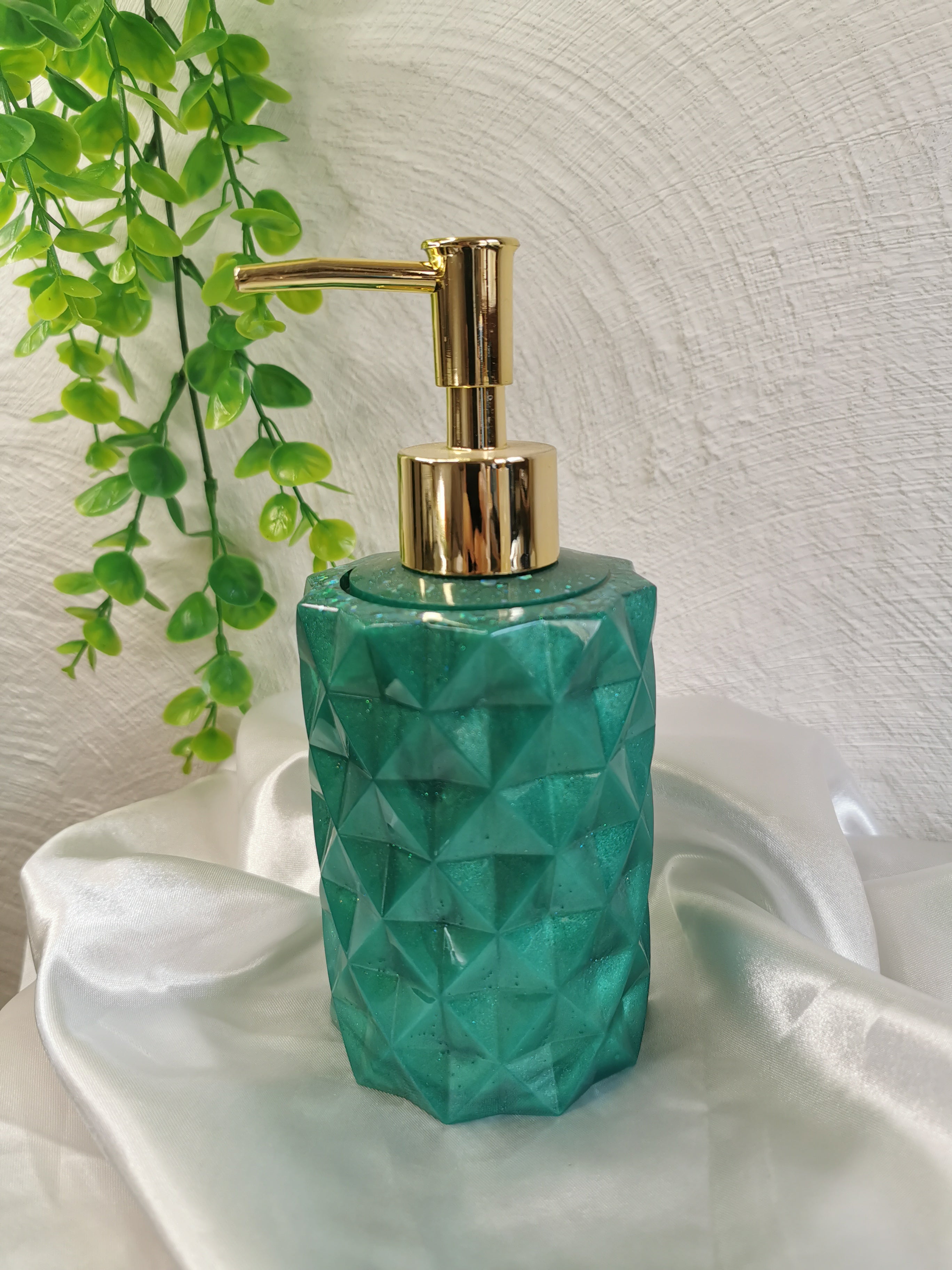 Flacon pour savon turquoise et pailletes